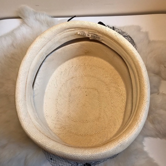 Vintage Union Made Straw Pillbox Hat Black Netting - Picture 9 of 11